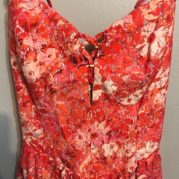 GUESS Guess Floral Lace Smocked Sweetheart Dress 6 - Picture 6 of 6